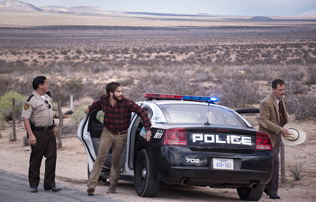 Tony Hastings (Jake Gyllenhaal) und der Polizist Bobby Andes (Michael Shannon) suchen den Mörder.